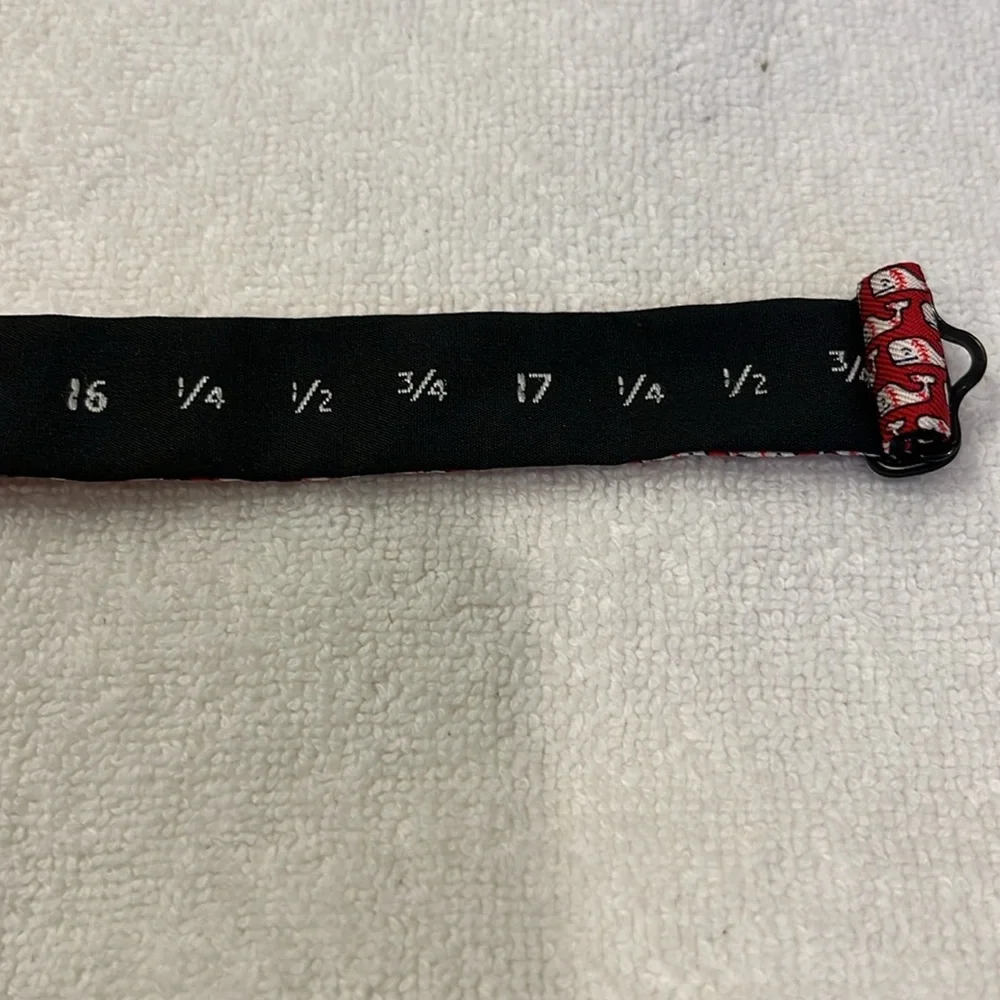 Vineyard Vines Martha’s Vineyard 100% Silk Bow Tie